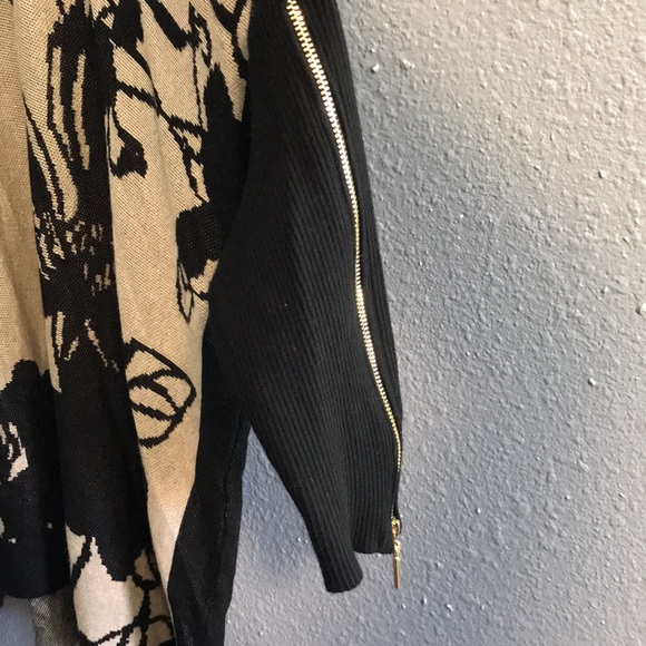 Women Turtleneck Sweater - Picture 4 of 8